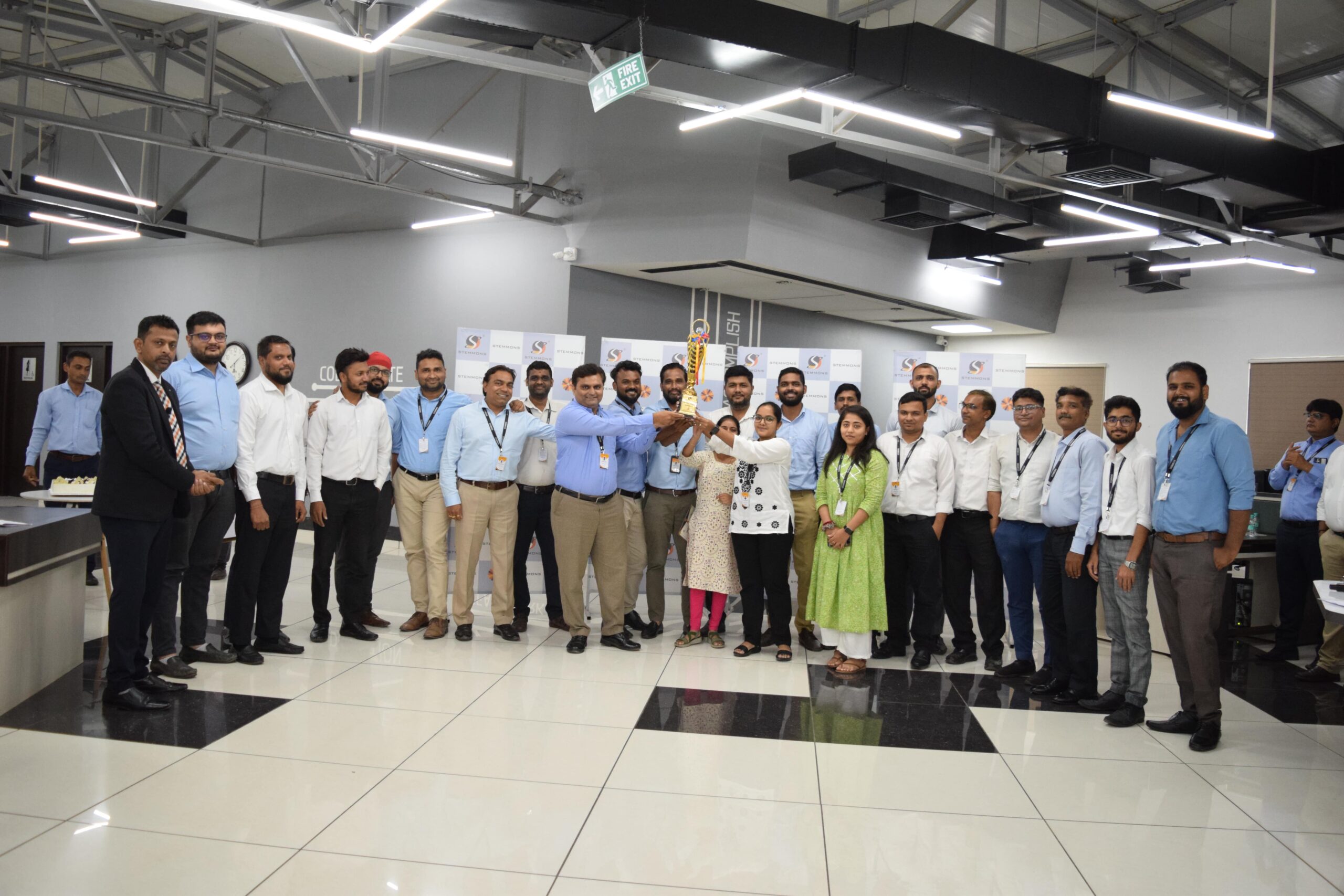 stemmons business services   award ceremony q  