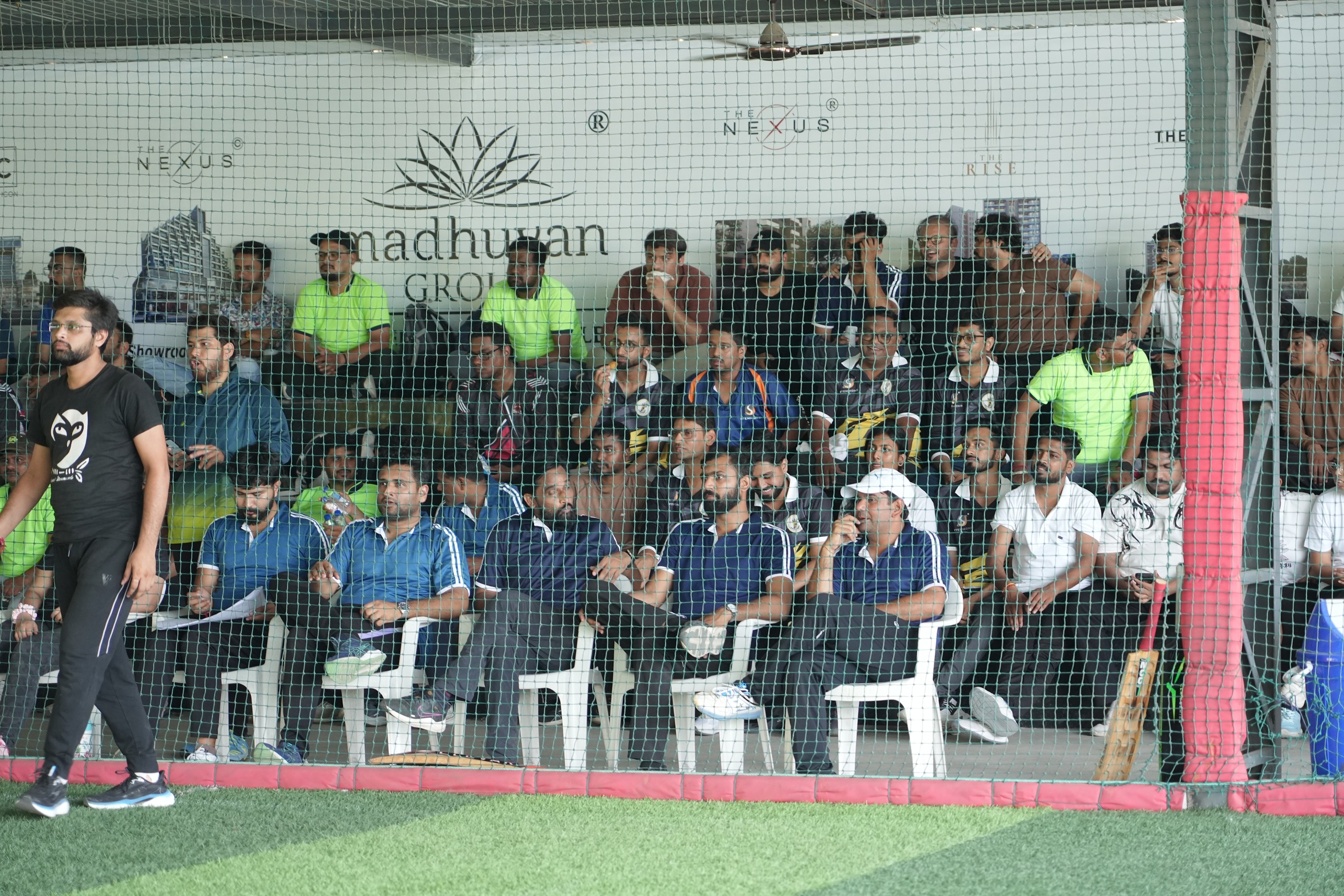 stemmons business services   box cricket league